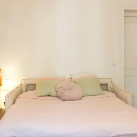 Apartment Luxury Cocoon In 11th Paris